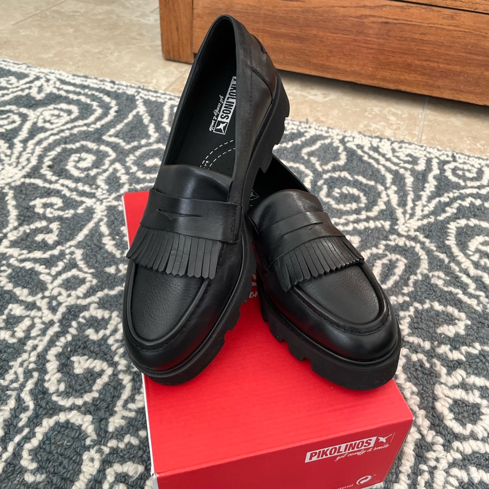 Pikolinos Salamanca Chunky Black Loafers Size 38 (US 8)